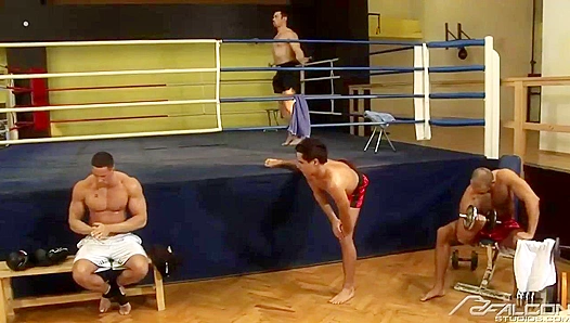 Hot Steamy gangbang ringside action with Erik Rhodes Nathan Eclair crew – MaleXclusive 18+