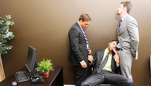 Rocco Reeds Hot Office Encounter — Wild Passion with Tommy Defendi