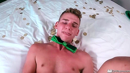 Jack Waters Takes KYLAN BOYDs Lucky Load Deep — Hot Bareback Action! – GayPornFun 18+