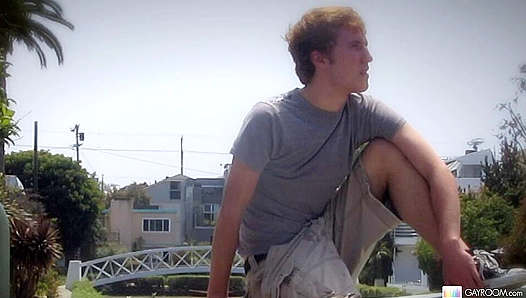 Kain Lanning Blasts a Hot Load in Public – Wild Gay Climax – SensualMen 18+