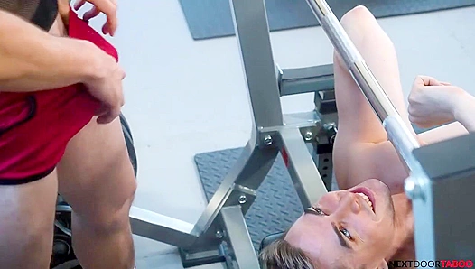 Jack Hunter Michael Jackman Get Wild in Steamy Gym Encounter – Neighborly Heat 18+