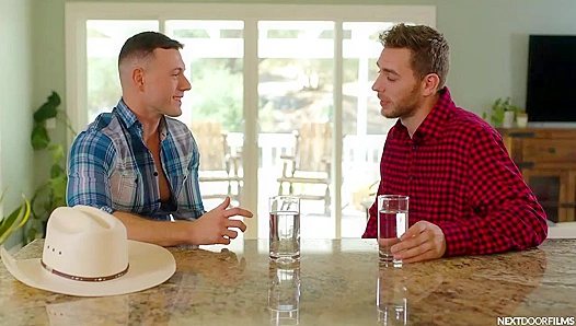 Carter Woods Ignites Steamy Hookup with Buff City Stud Ryder Owens – 18+