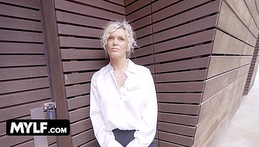 Frankies Hot Street Blowjobs: Cheap Oral Pleasure for Cash – XXXThrills