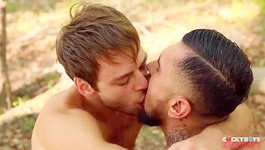 Deep in the Woods: Rough Bareback Ride Between Bear Daddy Hung – 18+