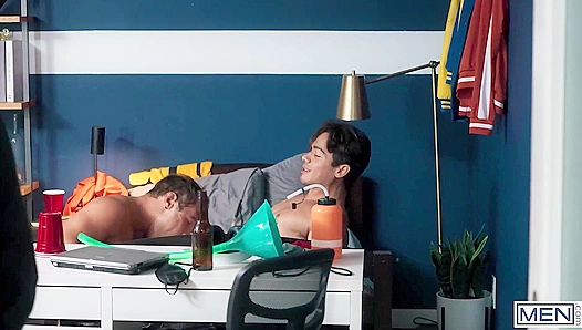 Spit, Swallow, Repeat: Bareback Threesome Blows Out Big Loads – GayThreesomes 18+