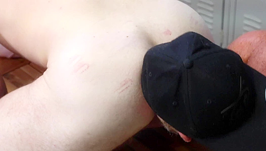 Big Daddy Hunts Locker Room Beefcake, Gags on Massive Dick Til Load Blows – MenOver30