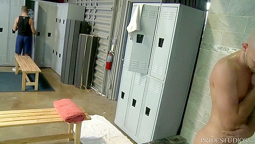 Hard Rimming Sessions from Experienced Men Over 30 Drive Him Wild – GayPornsX 18+
