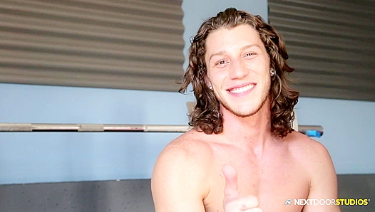 Paul Canons Neighbor Gets Cast: Hot Bedroom Tryout Scene – 18+