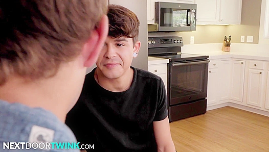 Curious Nerdy Twink Explores Forbidden Tech Desires With Robotic Hunk – NextDoorTwink