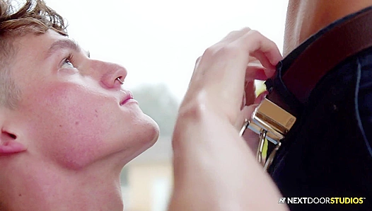 Soaking Wet Twinks Make Out Hard in the Torrential Downpour – NextDoorTwink