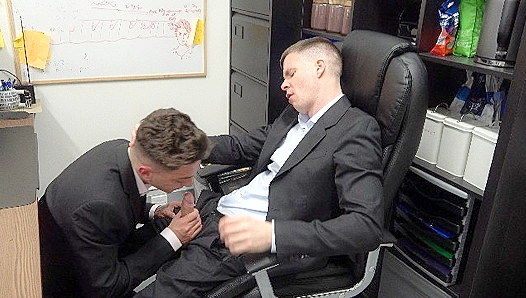 Smooth Suits Steamy Passion: Young Stud Takes It All + Cream-Filled Finish – 18+