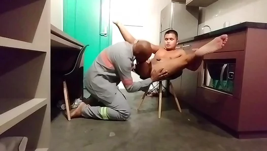 Hard Passion Unites Them: Petite Twink Sucks Off Ripped Asian Stud – Amateur Gay Encounter