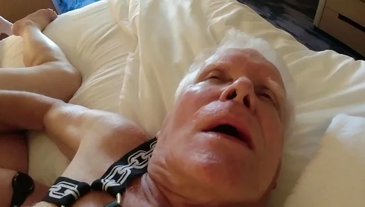Soft Lips Wrap Around Grandpas Stump — Tender Blowjob Love 18+