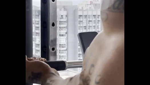 Sweat-Slicked Hunk Strips Naked for Steaming Solo Debut – HotGayFitness 18+