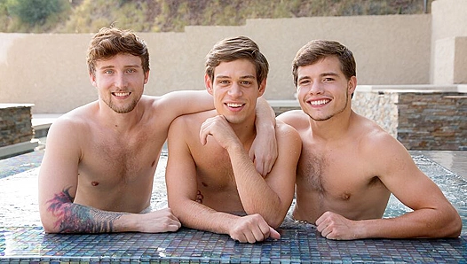 Scotty Zee Goes Wild With Two Hunks in Steaming Bareback Threesome – NaughtyAF 18+