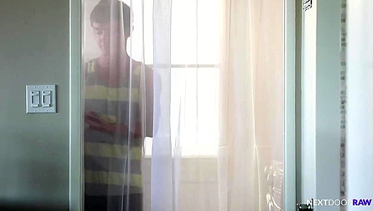 Big-Dick Energy: Buff Markie Takes Control Over Cute twink Grayson – NextDoor Raw