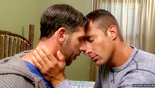 Straight Curiosity Ignites Passion: Tony Nicks Steamy Encounter – IconMale