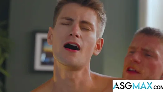Steamy Jock Sex: Secret Office Hookup Turns Hot Wild – Gay Porno Parody