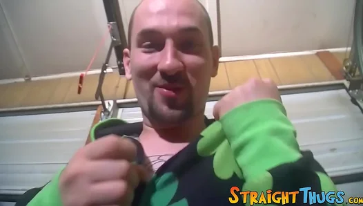 Bearded Stud Unleashes Wild Passion: Epic Solo Ride Explodes With Thick Cream – 18+