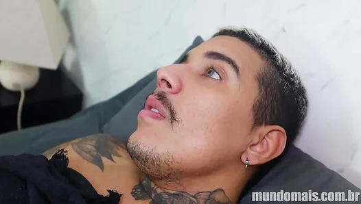 Big Hard Cock Steamy Ass Play to Wake You Up – Gay Sex Mornings 18+