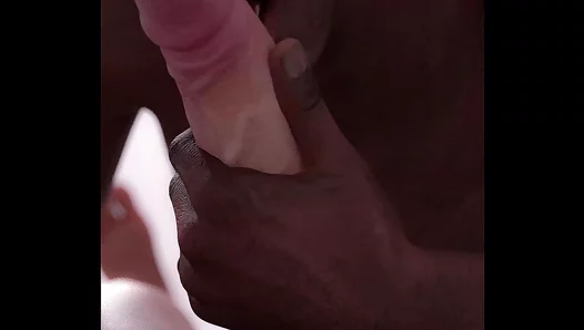 Big Wet Kisses: Dark Lips Savor Thick White Dick – Steamy Interracial Blowjob Fun