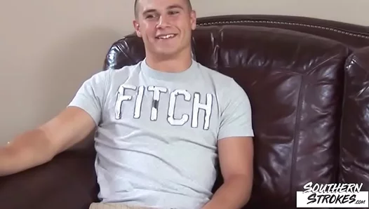 Blake Shows Off Chiseled Abs While Jerking Off Hot and Heavy – Steamy Gay Solo