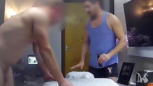 Hot Amateur Hands Turn Into Mind-Blowing Blowjob Pleasure – NaughtyLads 18+