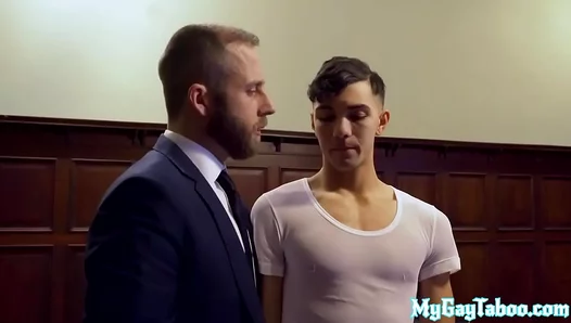 Hot Bear Takes Huge Load Before Riding Hard Dick Deep – XXX Action