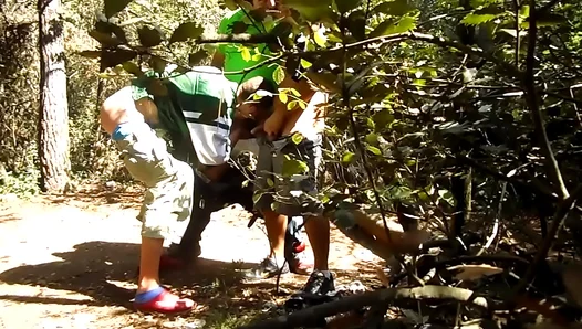 Steamy Park Encounter: Bold Outdoor Gay Threesome Full of Passion – 18+