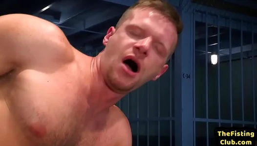 Tattooed Stallion Dominates Muscular Twink with Rimming Fisting – CoreGayX