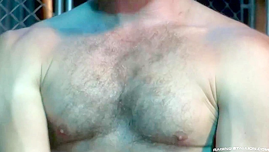 Donnie Swallows Jaxxs Massive Rod in Wild Ride – RagingStallion 18+