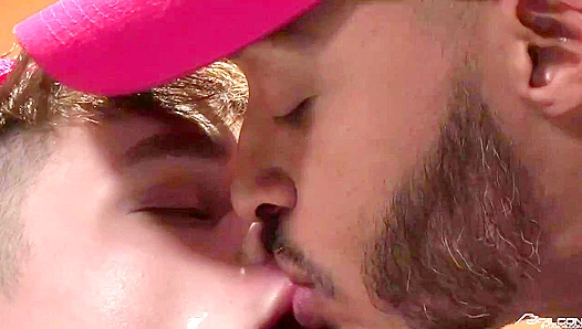 Dillon Diaz Claims Eager Rookie Avery Jones in Hot Gym Domination – Falcon Studios