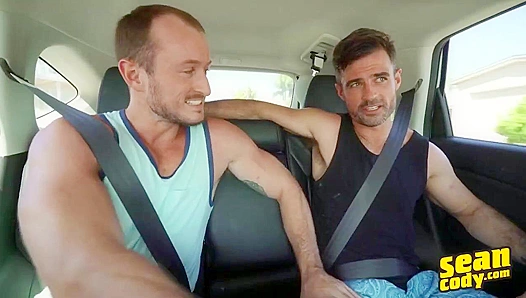 Daniel Brayden Takes It All: Massage Turns to Bareback Passion – SeanCody