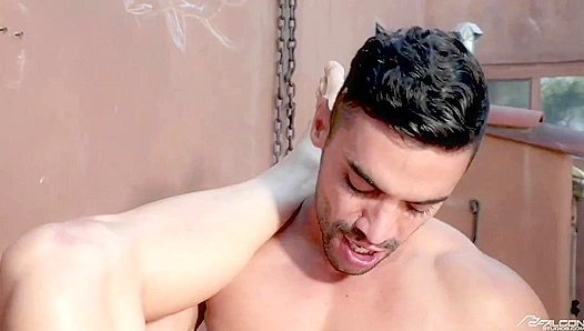 Arad Winwin Takes Rough Outdoor Fuck from Hung Skyy Knox – Falcon Studios