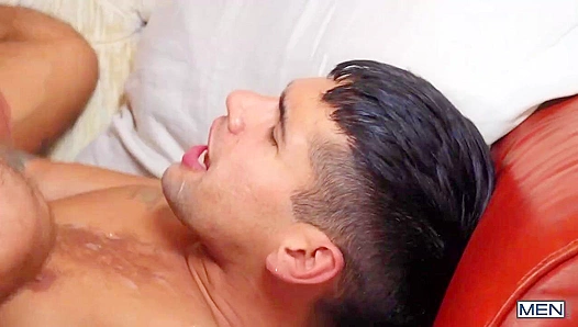 Ty Mitchell Gets Pounded by Stud Daddy Matthew Figata – XXXGayScene 18+