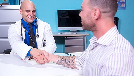 Dr. Sean Zevran Rides Carlos Lindos Thick Shaft in Steamy Gay Session – 18+