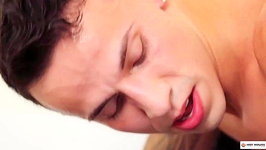 Grant Ducati Dominates Young Des Irie from Behind – Steamy Gay Encounter