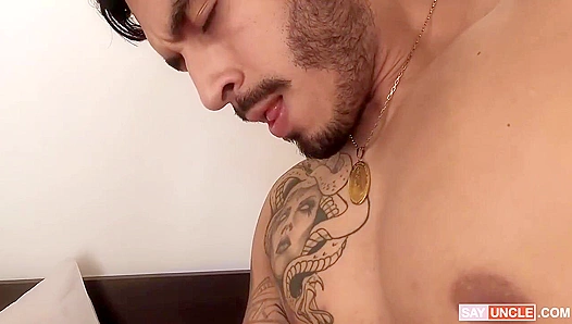 Latin Heat Rises: Edipo, Sahid Rob Angel Fuel Fiery Threesome – LatinHeat 18+