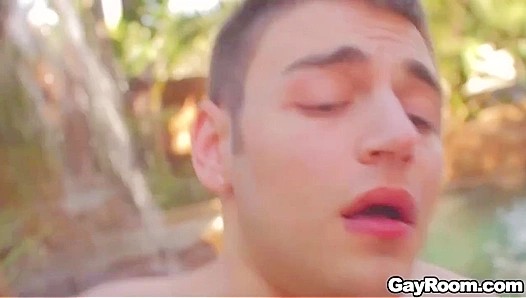 Steamy Shower Encounter: Calvin Koons Hot Escape Under the Falls – GayRoom