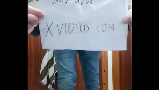 Hot Amateur Guy Juggles Hard Cock Deep Ass Play On Cam – 18+