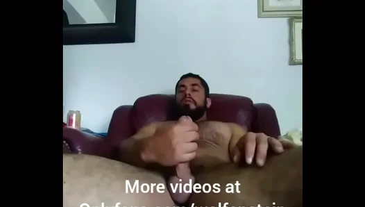 Massive Gym Beast JERKS OFF His THICK Meat Pole – Hot POV Action