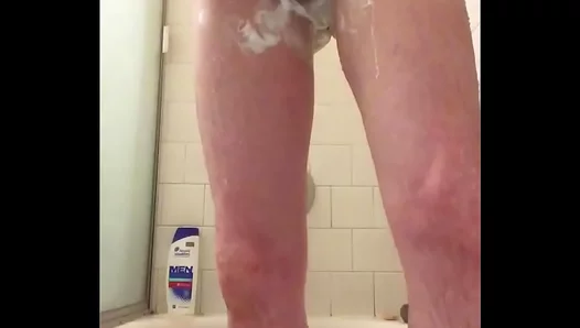 Smooth Horny: Slim Guy Jerks Off After Shaving Bare in Steamy Shower – GayPornHub 18+