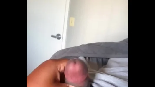 Morning Heat: Blowjob Right Before Class – Raw Homemade Gay Fun 18+