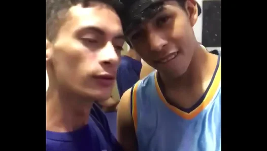 Lips Clash, Passion Ignites — Wild 18+ Gay Kiss Fuels Steaming Desire – SteamyGaySex
