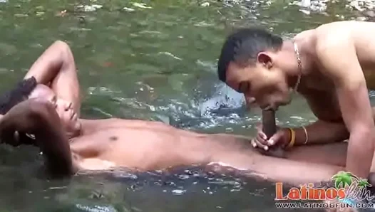 Latin Heat Under the Sun: Steamy Outdoor Anal Deepthroat Fun – XXX