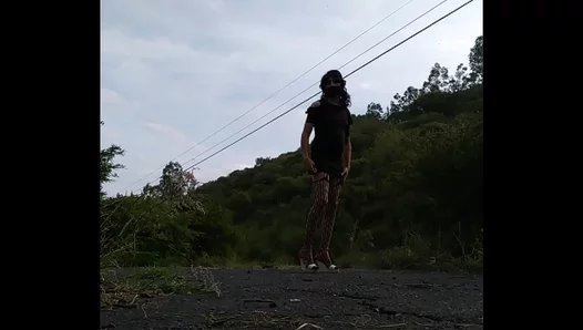 Shemale Takes Hard Outdoor Ass Ripping in Daring Public Moment – Gay XXX