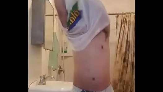 Wild Amateur Twinks Steamy Live Solo Session – Dont Miss This 18+