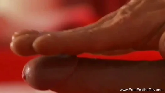 Amateur Massage Turns into Hot Handjob with a Thick Raging Hard-on – XXX