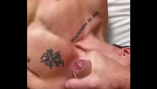 Falcon Feasts on Strellys Ass, Gorges Himself on Thick Cum – 18+