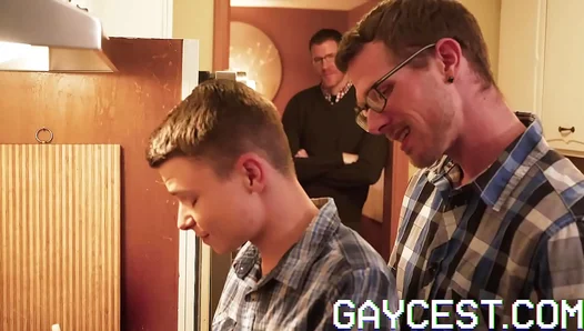 Austins Wet First Threesome with Stepdad Dad – TinyGays 18+